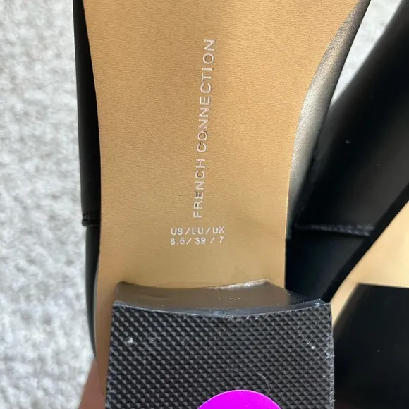 NWT FRENCH CONNECTION CHRISSY CHELSEA BOOTS 8.5