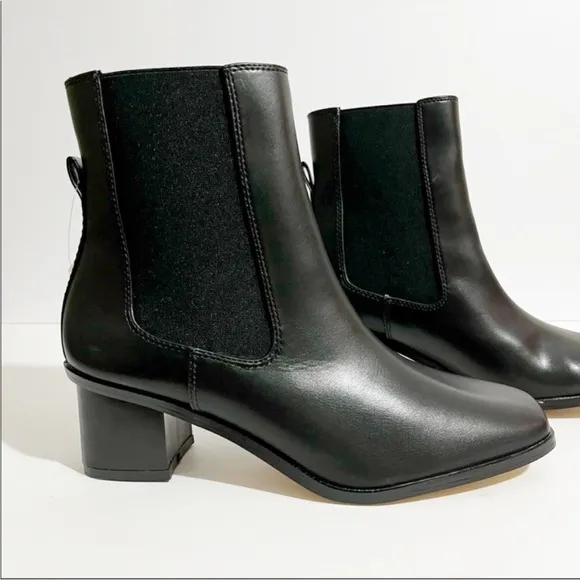 NWT FRENCH CONNECTION CHRISSY CHELSEA BOOTS 8.5