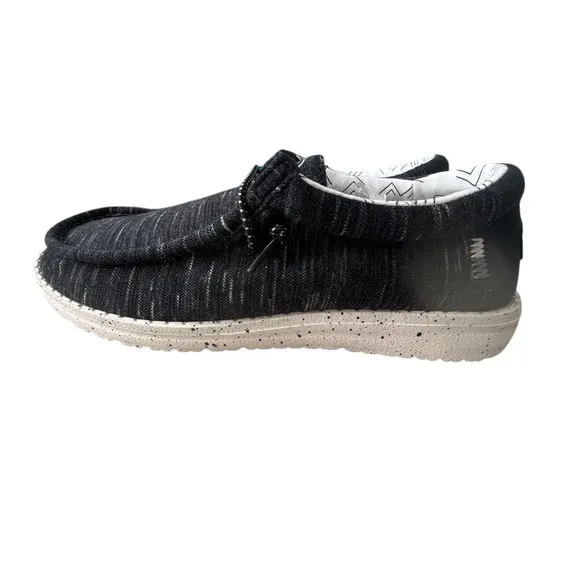 NWT Hey Dude Youth Wally Black Stretch Slip On Loafers in size youth 6