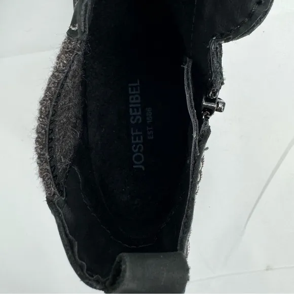NWT JOSEPH SEIBEL Black Leather MARTA Chelsea Lug Sole Ankle Boots Sz 7-7.5 EU38