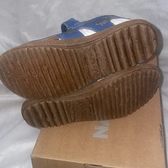 NWT NATURINO SKY Leather sandals Blue with Animals Print