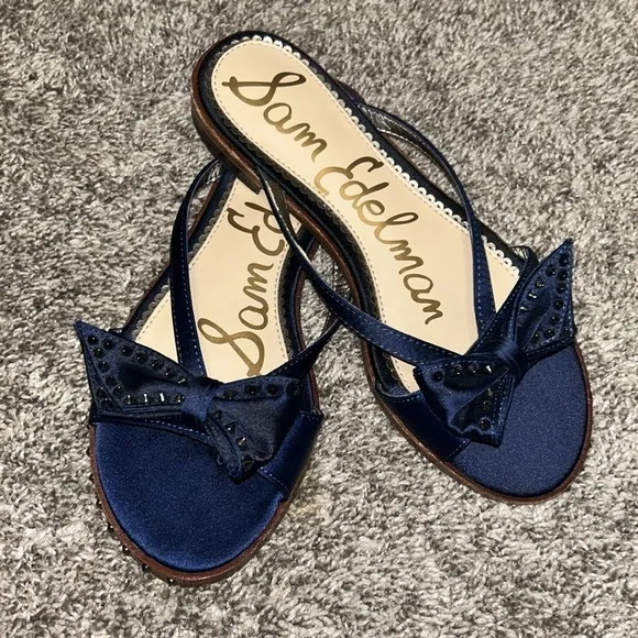 NWT Sam Edelman Dariel Studded Satin Bow Flat Thong Sandal