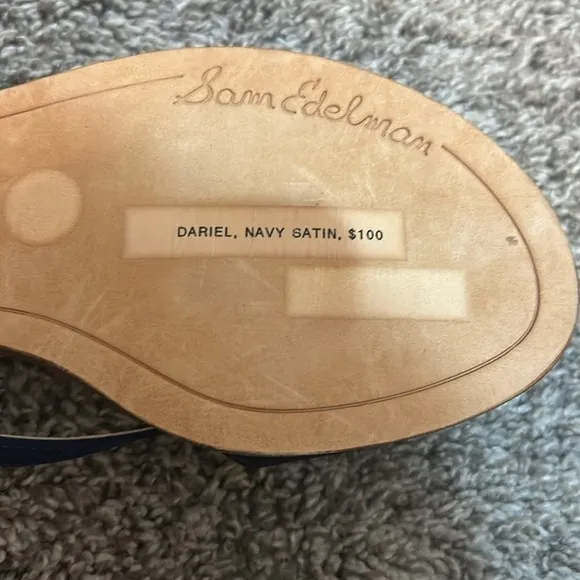 NWT Sam Edelman Dariel Studded Satin Bow Flat Thong Sandal