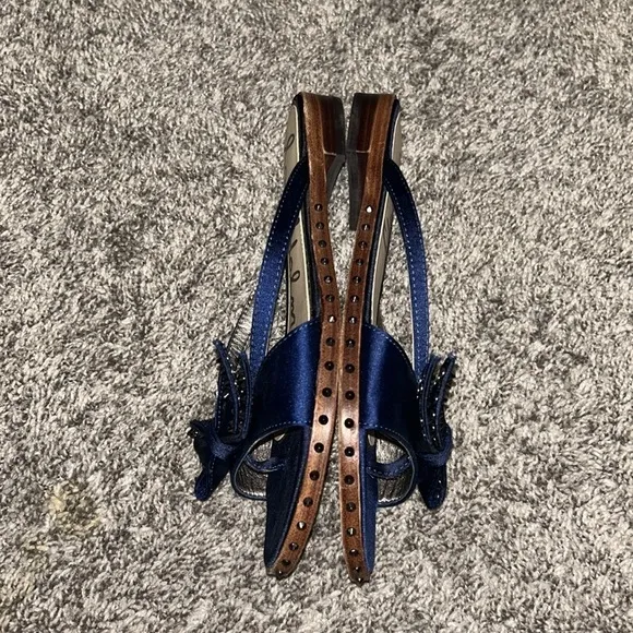 NWT Sam Edelman Dariel Studded Satin Bow Flat Thong Sandal