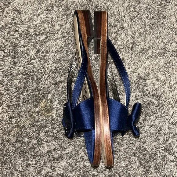 NWT Sam Edelman Dariel Studded Satin Bow Flat Thong Sandal