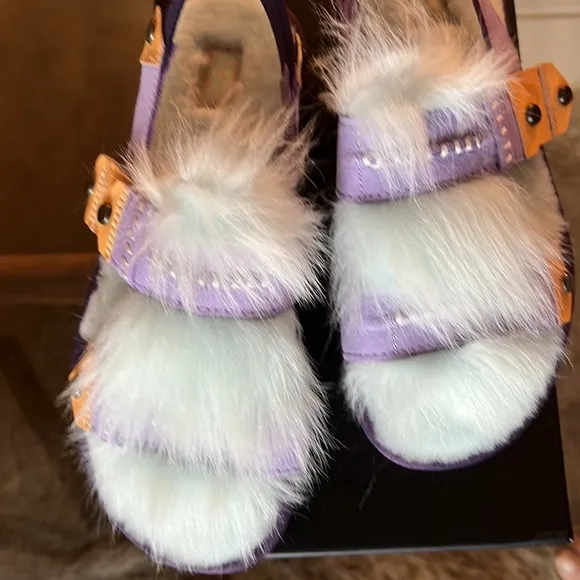 NWT UGG Fachion baby Desert DreamSlingback