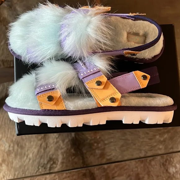 NWT UGG Fachion baby Desert DreamSlingback