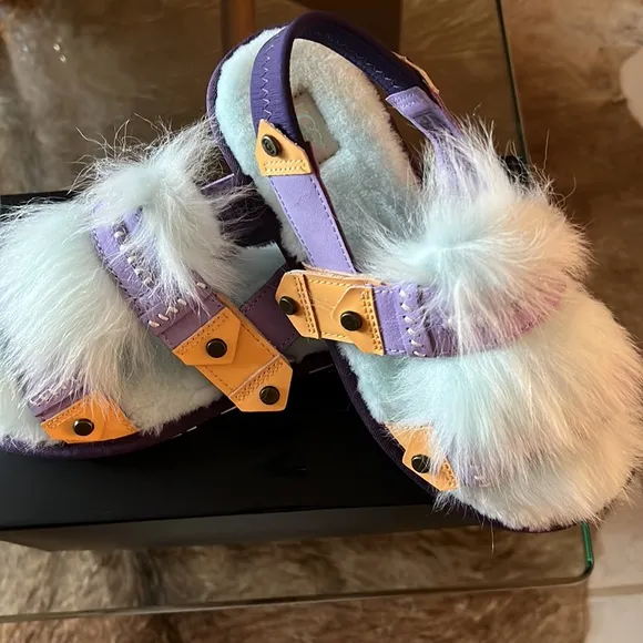 NWT UGG Fachion baby Desert DreamSlingback