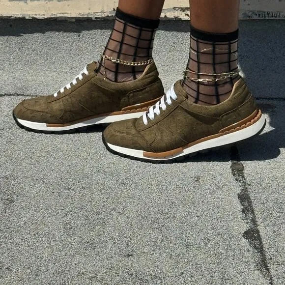 NWT Unisex Ostrich Cork Leather Footwear