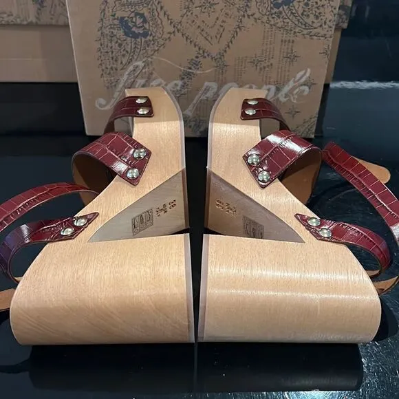 NWT Free People Mallory leather clog sandals 38.5