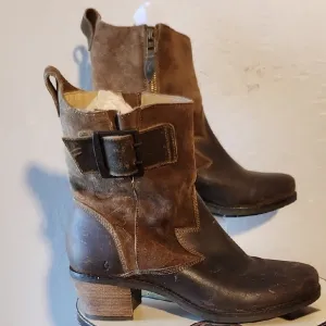 OLIKAI Heeled Leather Western Side Zip Mid Calf  Boot 8  Brown 20230
