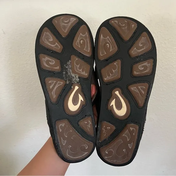 Olukai HIAPO Brown Leather Sandals Size 12