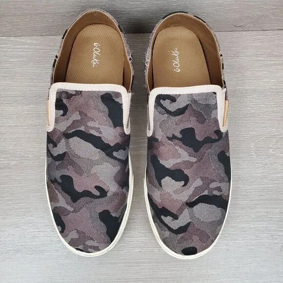 OluKai Pehuea Pa'i pink and gray camo loafers