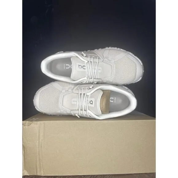 ON CLOUD 6 Women's Size 7 Pearl/White Athletic Running Walking Sneaker Shoes