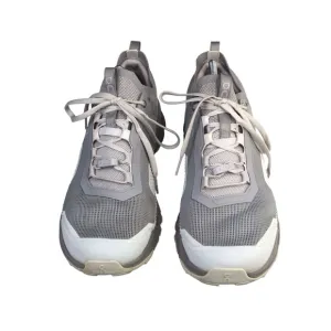 ON Running CloudUltra Sneakers in Fog Ice Size 10.
