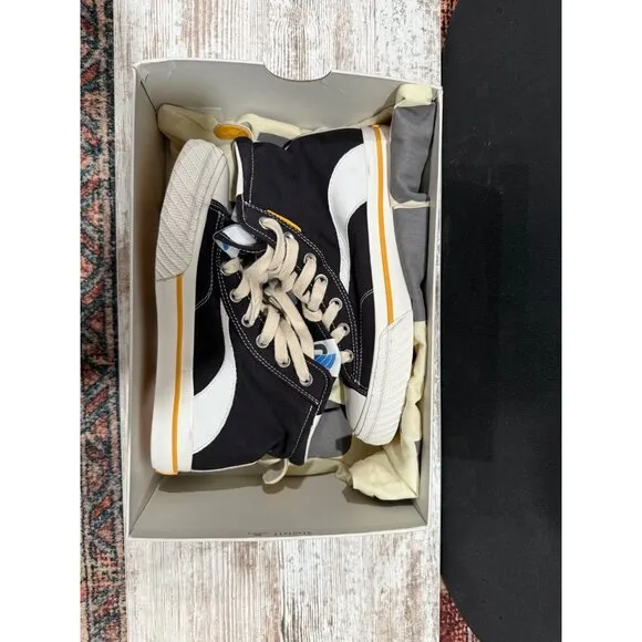 ONCEPT Bogota Hi Top Black &amp; White Sneakers Size 7 With Yellow Accents