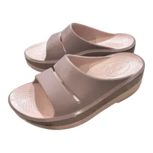 Oofos Ooahh Slides Light Pink and Purple Women’s 6