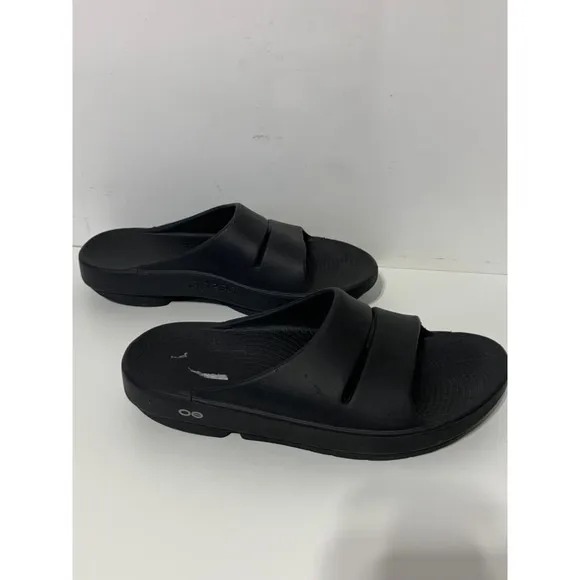 Oofos Size Men Size 9 Women Size 11 Black Sports Recovery Slides
