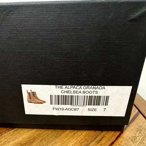 Oro Alpaca Chelsea Boots