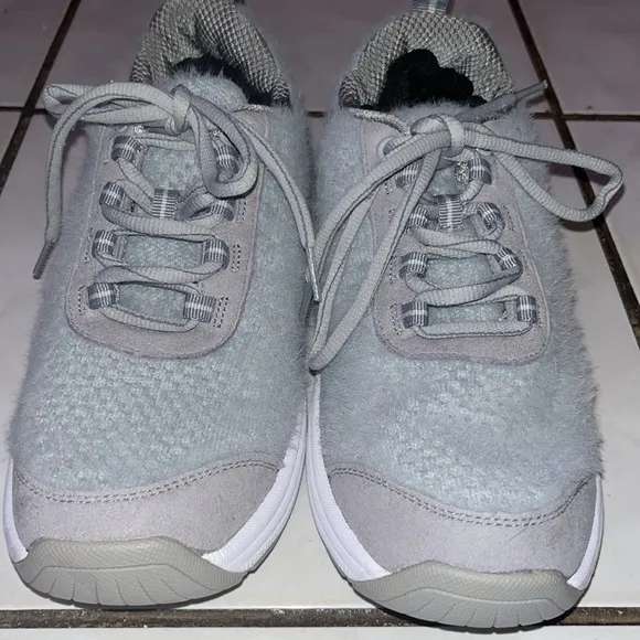 Orthofeet Womens 989 Coral Wool Grey Comfort Athletic Sneakers Size 7.5