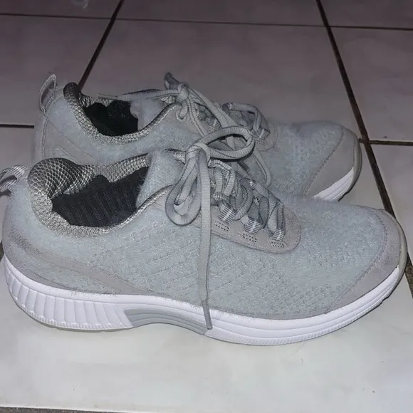 Orthofeet Womens 989 Coral Wool Grey Comfort Athletic Sneakers Size 7.5