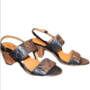 Patricia Nash Romana Italian Tooled Leather Stacked Chunky Block Heel Sandal 10