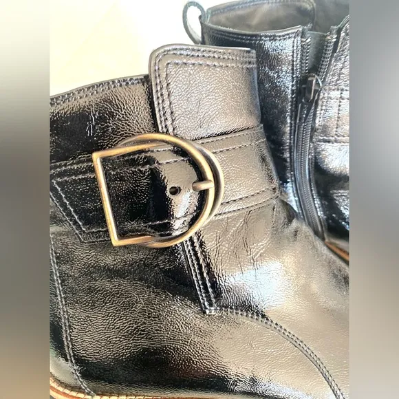 Paul Green Dynamic Crinkle Buckle Boots Sz 7