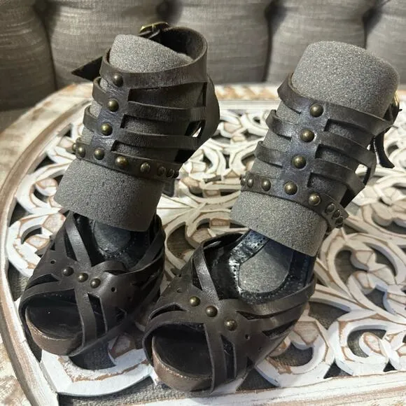Pedro Garcia Studded Leather heels Sandals Shoes 8