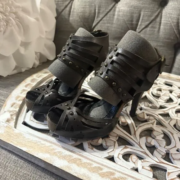 Pedro Garcia Studded Leather heels Sandals Shoes 8