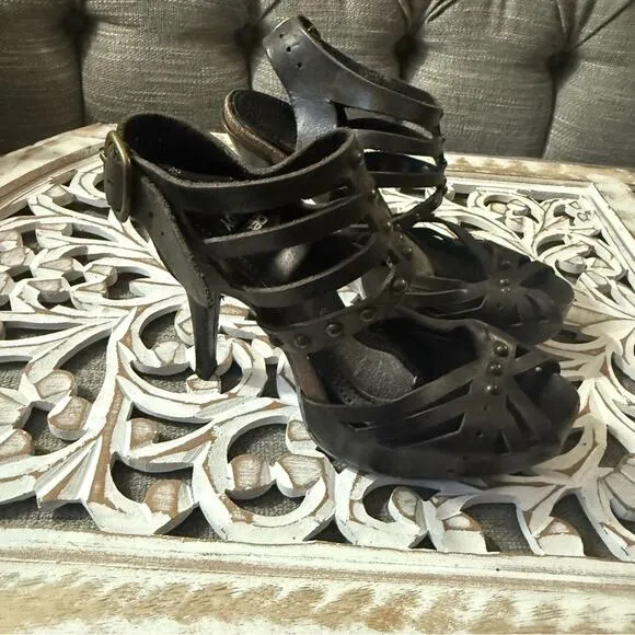 Pedro Garcia Studded Leather heels Sandals Shoes 8