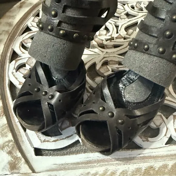 Pedro Garcia Studded Leather heels Sandals Shoes 8