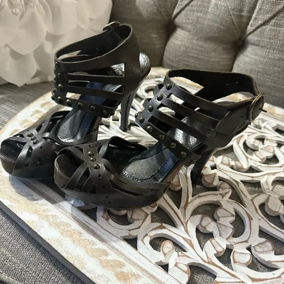 Pedro Garcia Studded Leather heels Sandals Shoes 8