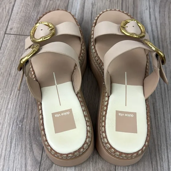 Perfect Tan and Gold Platform Sandals Chunky Sole Dolce Vita Rysha