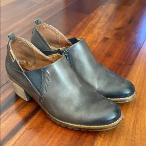Pikolinos boots