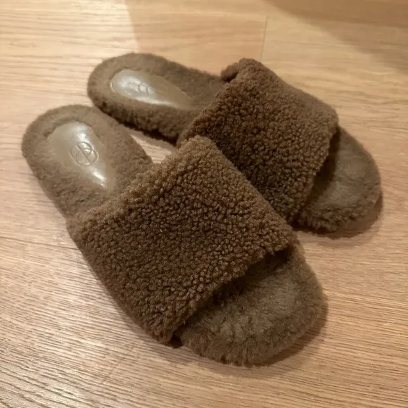 PORTE &amp; PAIRE Shearling slides Light brown IT 40