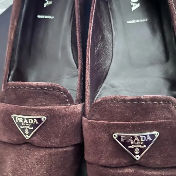 Prada brown Suede woman flats