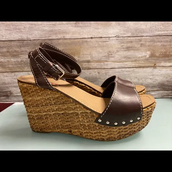 Prada sandal 39