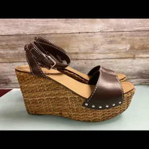 Prada sandal 39