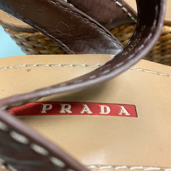 Prada sandal 39