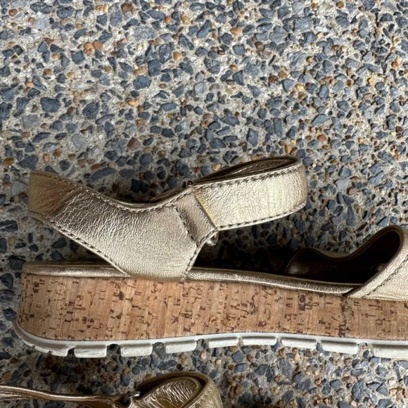 Prada Sport Gold Metallic Leather Sandals sz 38 EU
