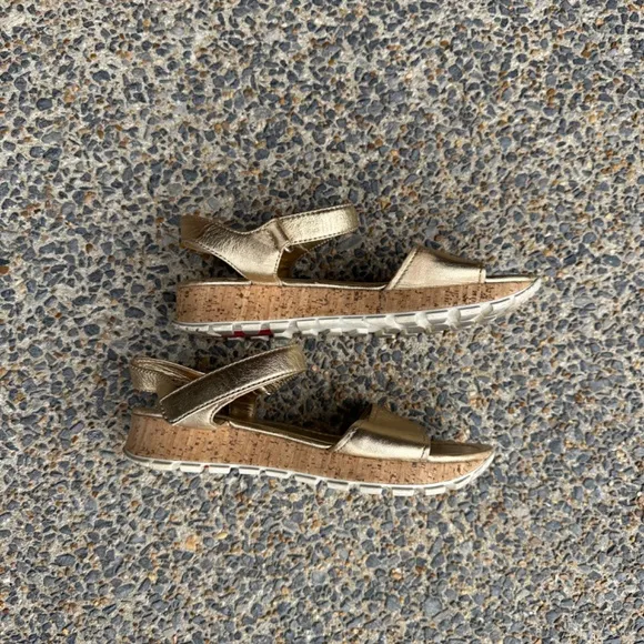 Prada Sport Gold Metallic Leather Sandals sz 38 EU