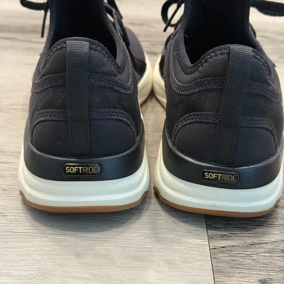 PUMA Softride Sophia Eco Black Running Sneakers with Gold Details EUC