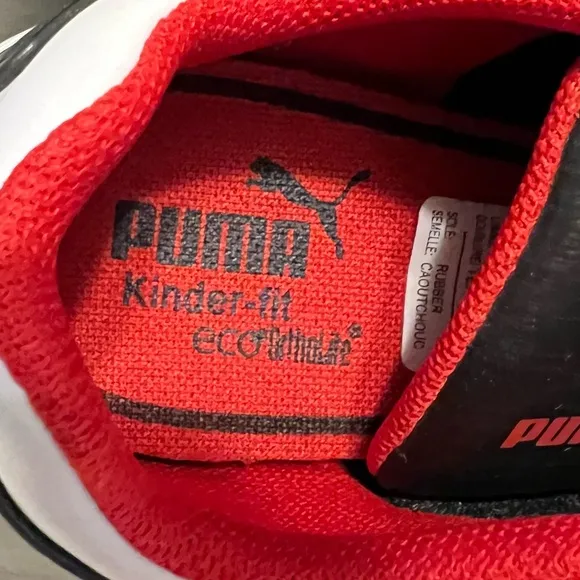 Puma Sport Lifestyle Ferrari Red Leather Sneakers Shoes Kids Youth Size 1.5