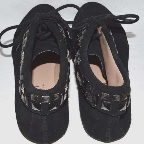 RACHEL ROY 7.5 M BLACK STUDDED SUEDE LEATHER LACE UP ANKLE BOOTS FLATS BOOTIES