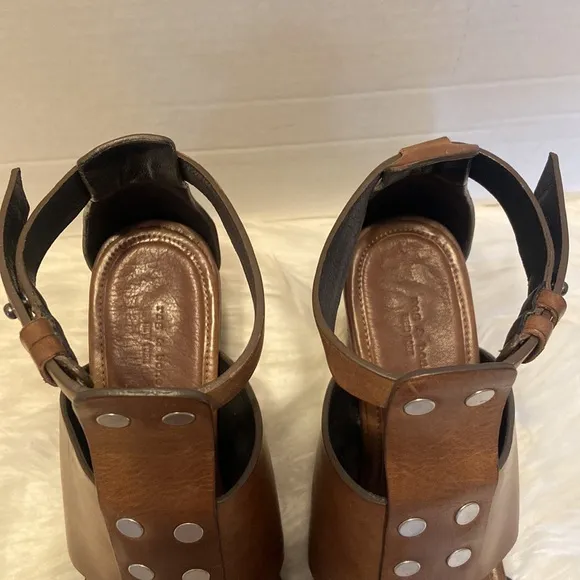 Rag &amp; Bone Charlie Brown Leather Chucky Sandals Size 37