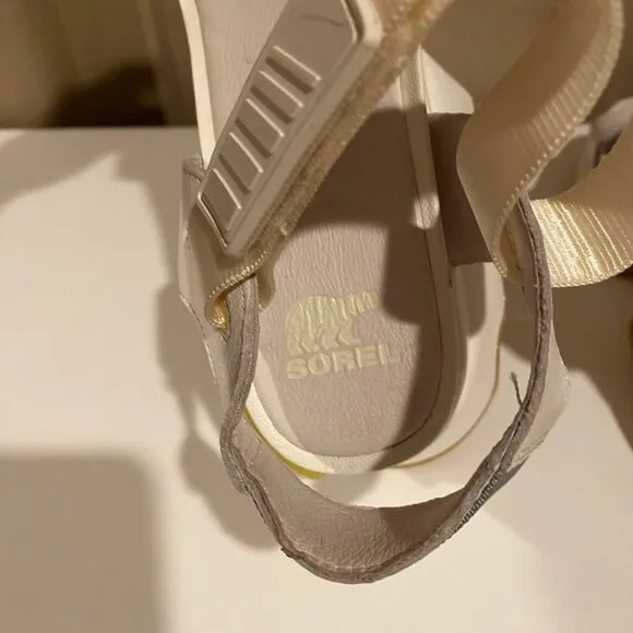 RARE Sorel Kinetic Sporty Sandals White Chunky Heel Women’s Size 11