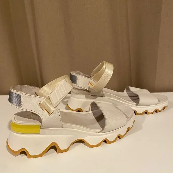 RARE Sorel Kinetic Sporty Sandals White Chunky Heel Women’s Size 11