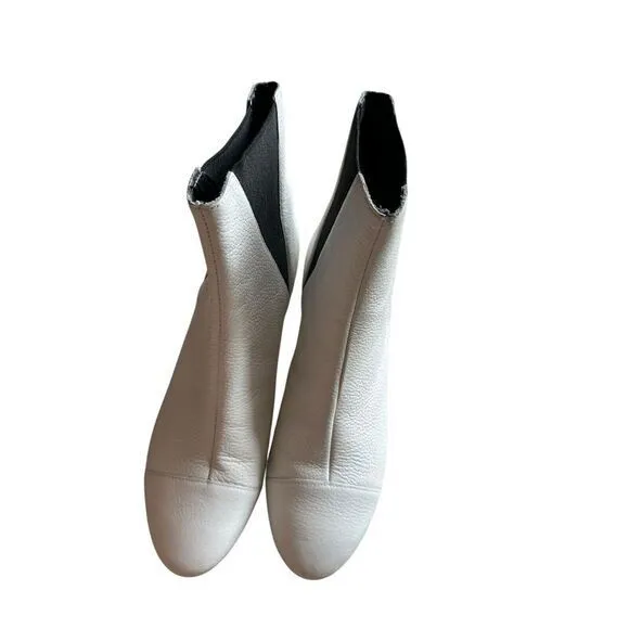 Rebecca Minkoff White Leather Chelsea Boots Sz 7.5‎