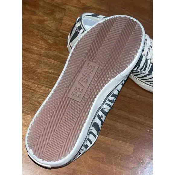 Re/Done 70s Low Top Skate Sneaker in Faded Zebra Print New With Box Dust bag