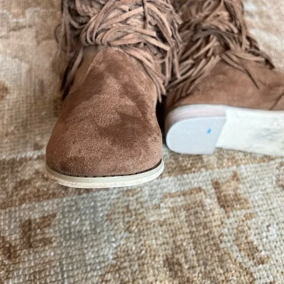 Riley Fringe Boots by Joyfolie
